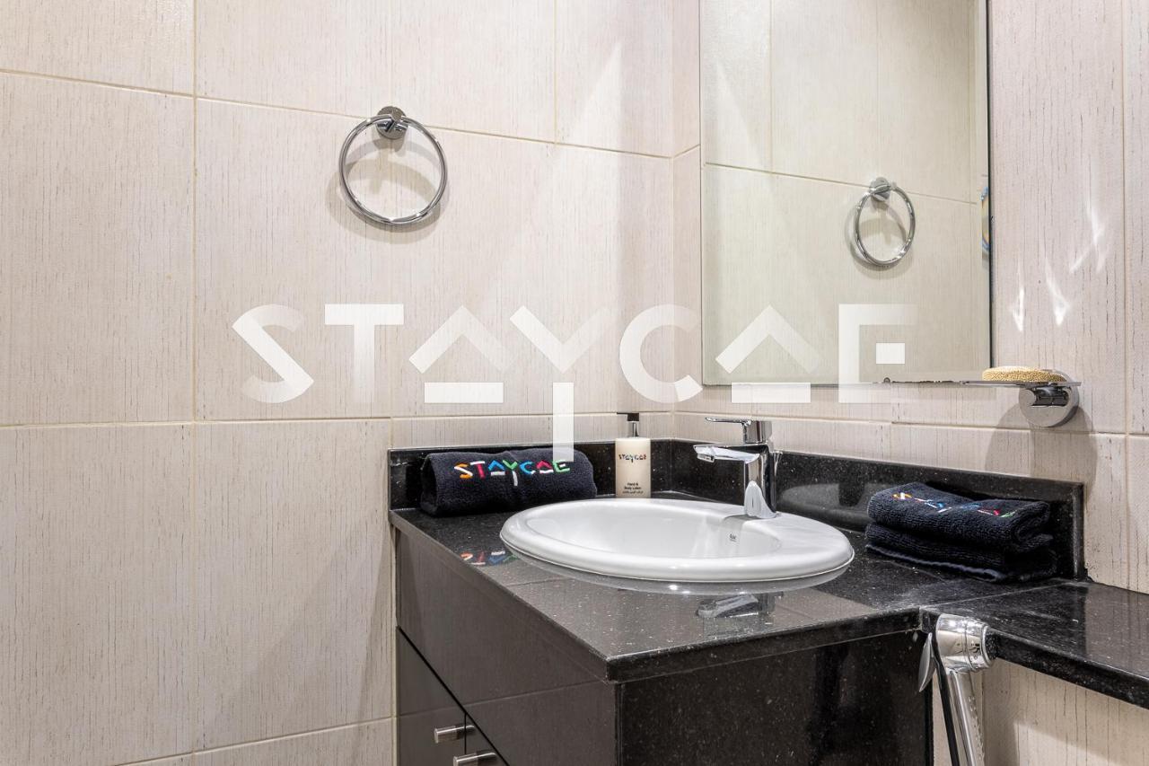 Staycae Holiday Homes - Tower 108 Dubai Dış mekan fotoğraf