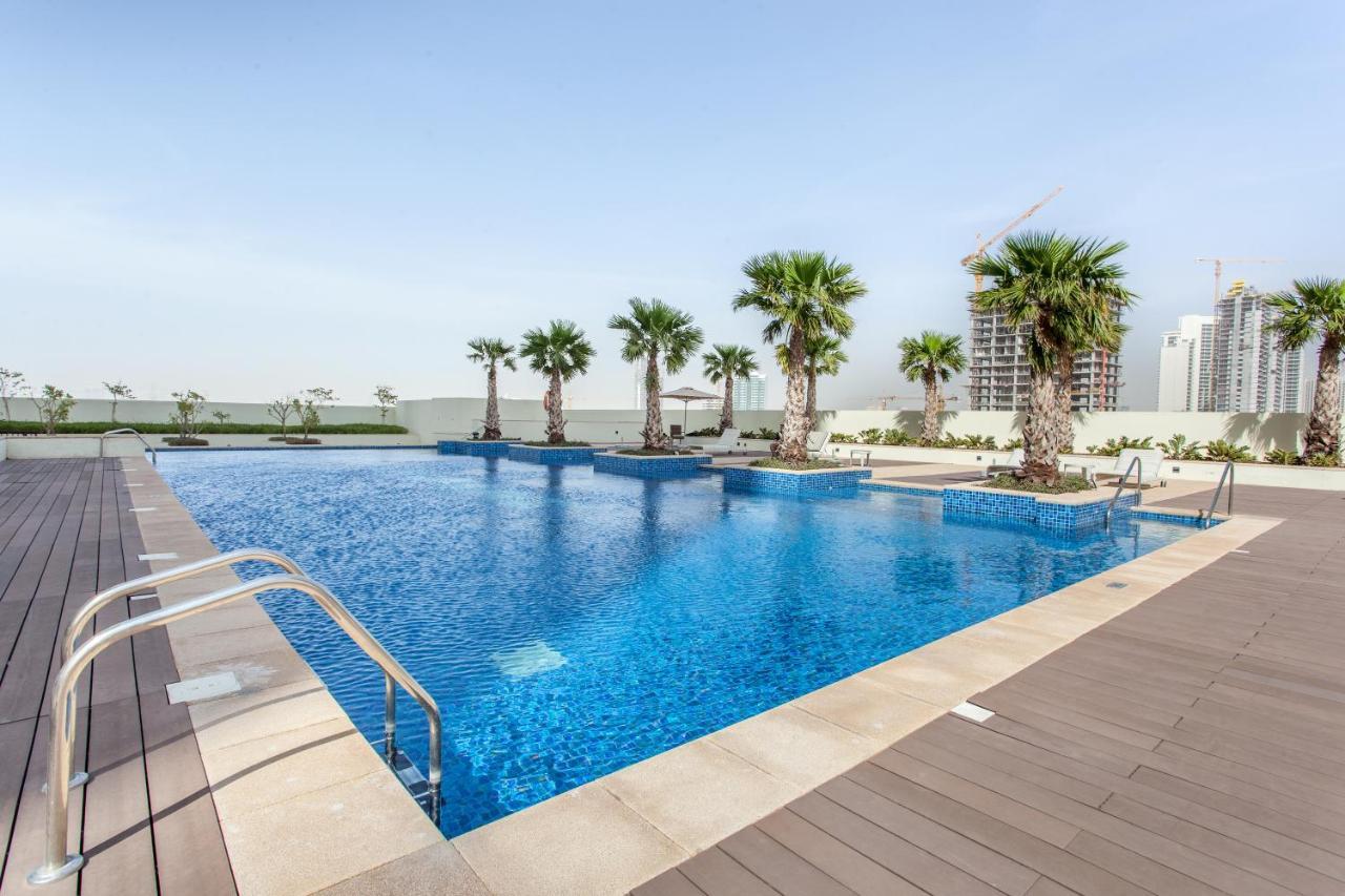 Staycae Holiday Homes - Tower 108 Dubai Dış mekan fotoğraf