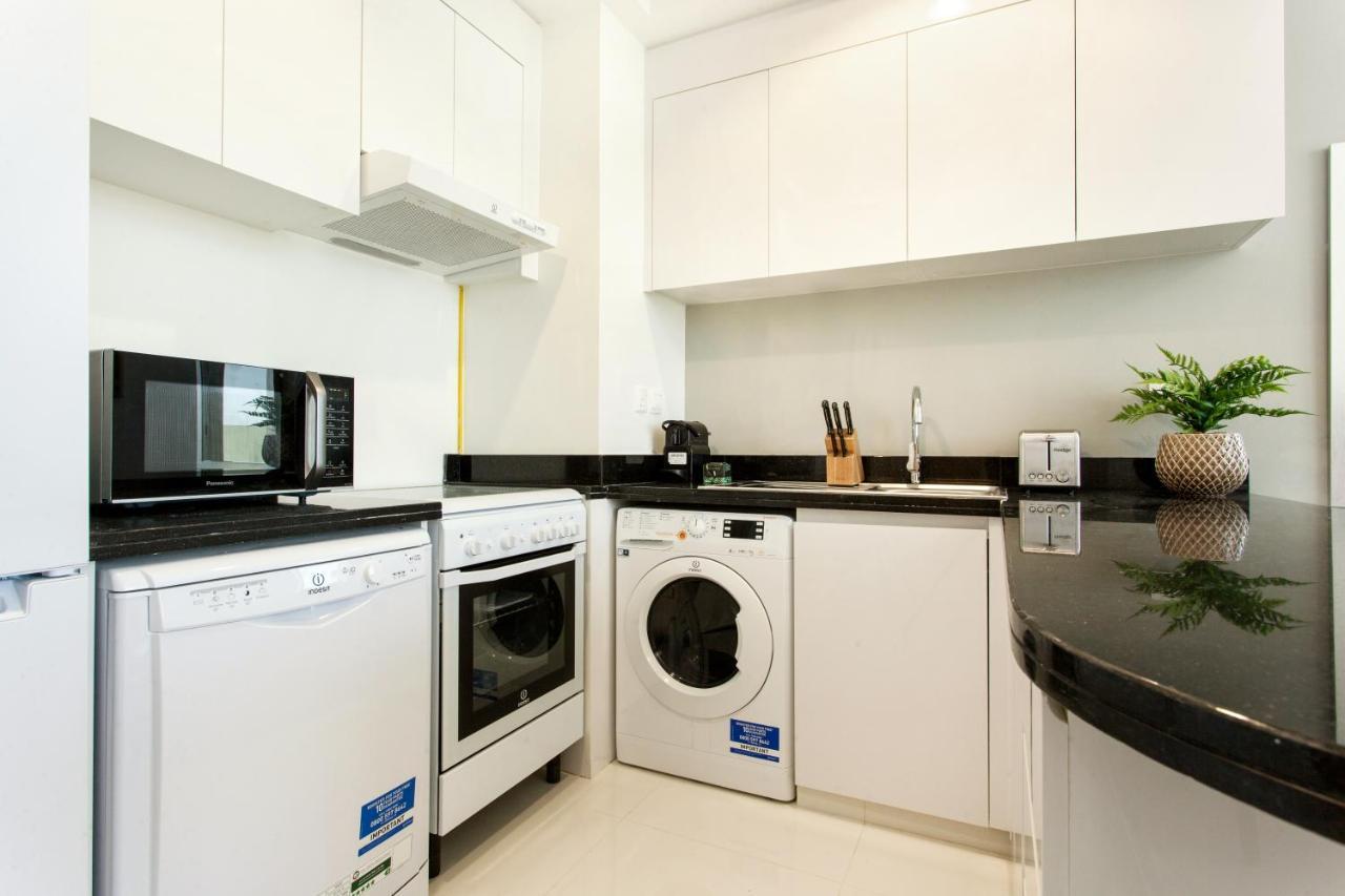 Staycae Holiday Homes - Tower 108 Dubai Dış mekan fotoğraf